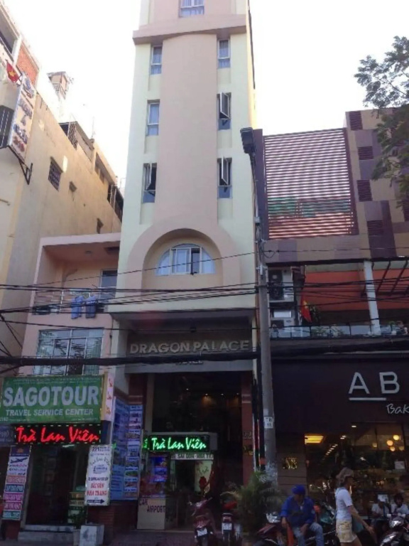 Spring House Saigon central park