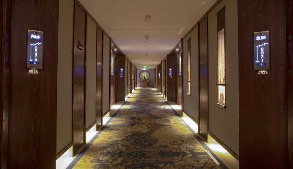 Tang Xiao-Zhu · Tangshan Feast Cultural and Tourism Hotel
