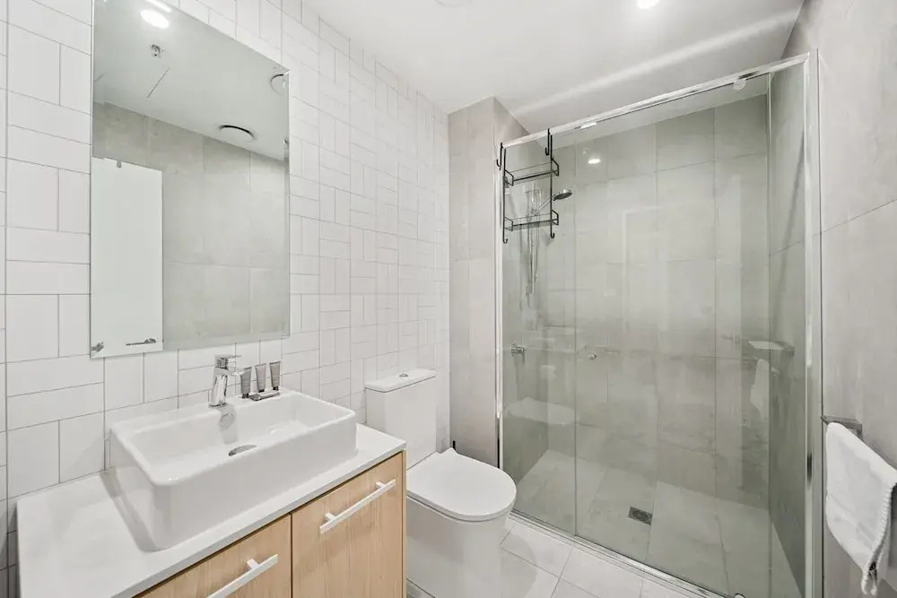 Stylish 2-bed Apartment With Luxe Amenities Access