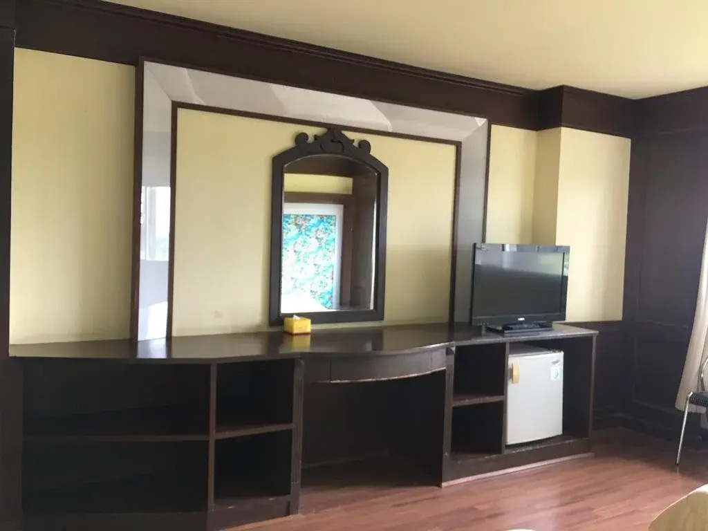 Chumphon Grand Palace Hotel