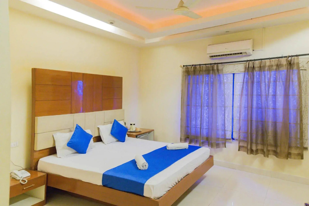 ZO Rooms ABIDS LB Stadium