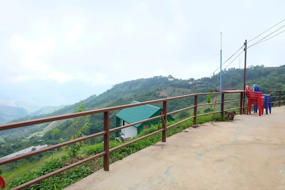Moonshadow Resort