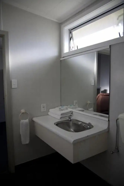 Apple Motor Inn