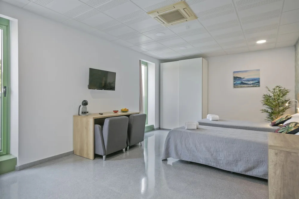 Les Begues Apartments