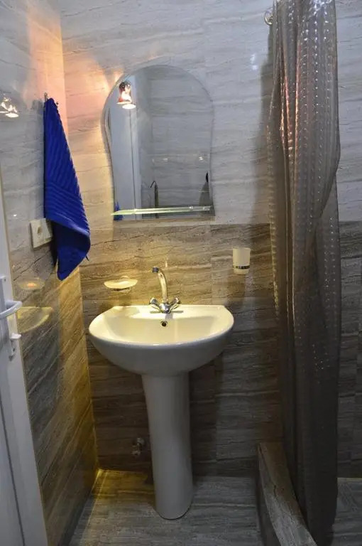 Apartment Near Park 36