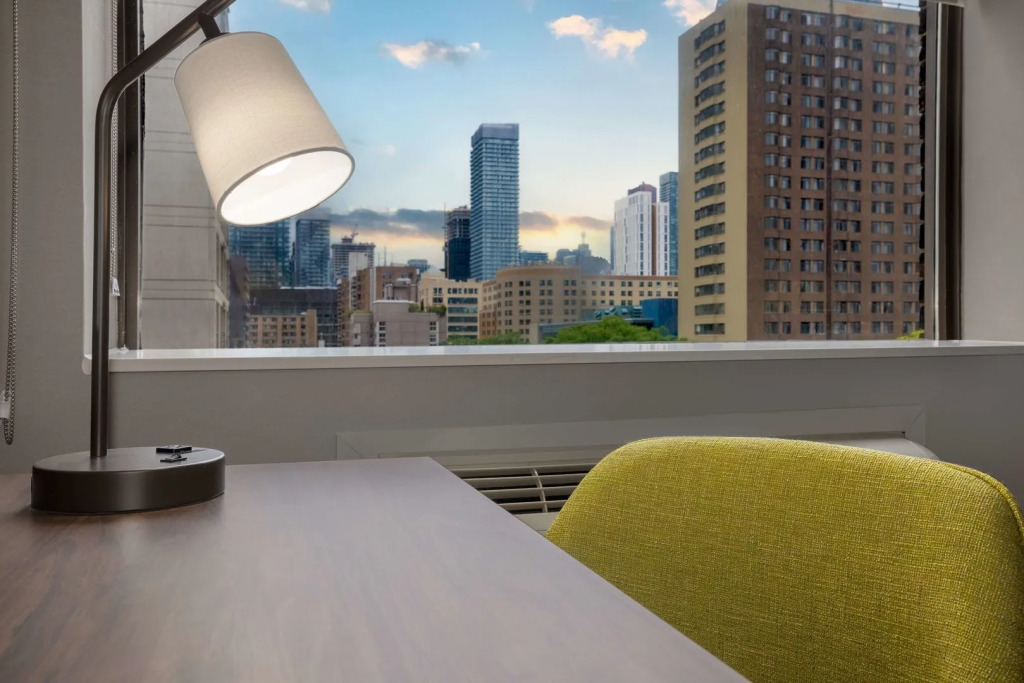 Hampton Inn & Suites by Hilton Toronto Downtown