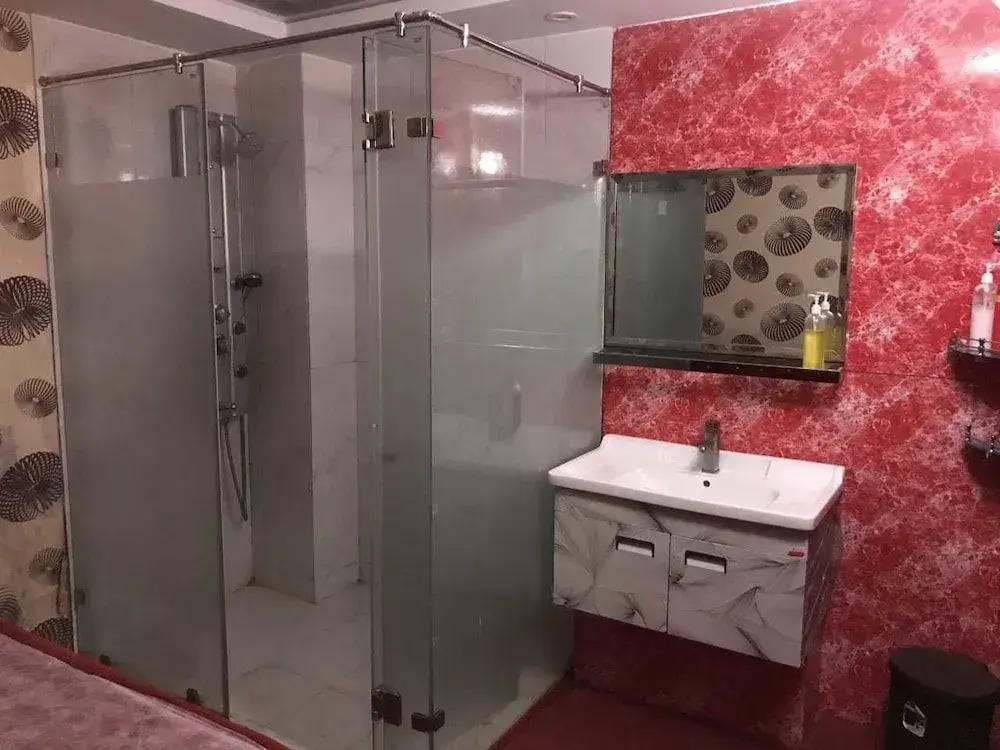 Hotel Aamantran Inn