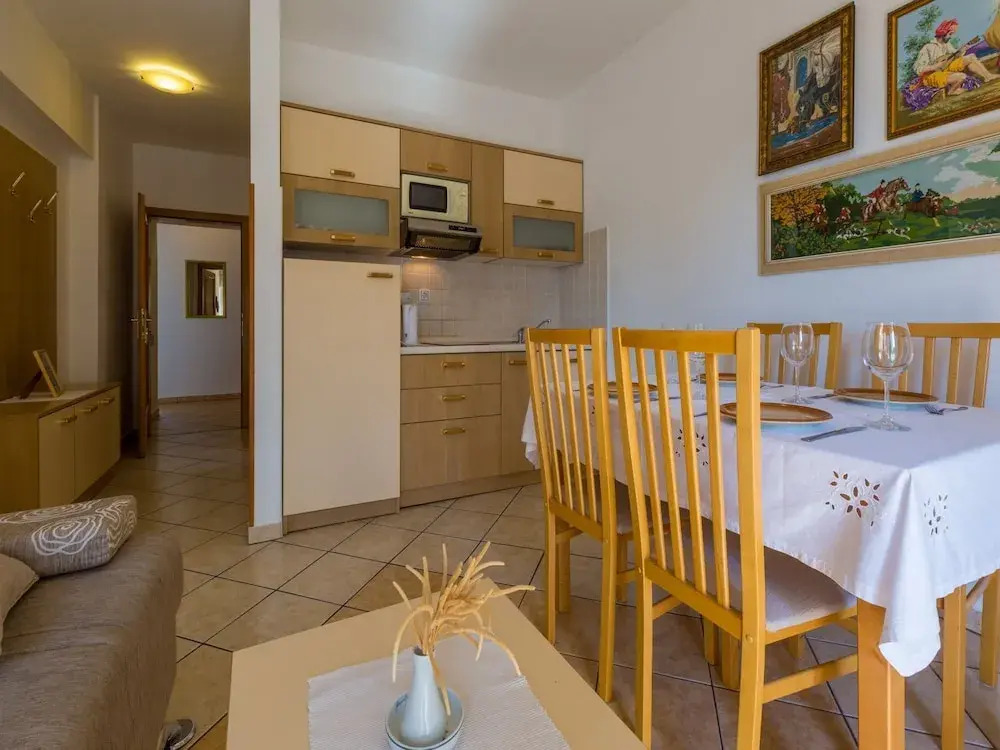 Apartments Nensi