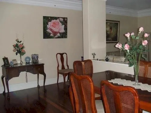 83 on Swan B&B
