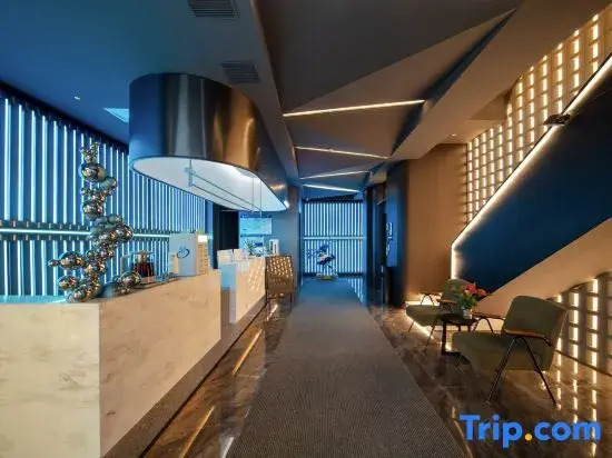 Gwen E-sports Hotel (Shuanggang Railway Station)