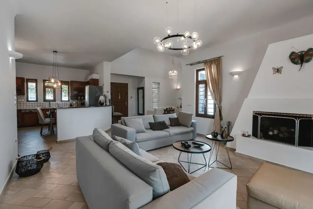 Echo Villa