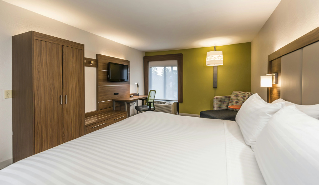 Holiday Inn Express Hotel & Suites Jacksonville-South by IHG