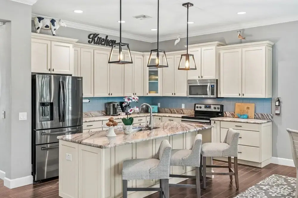 131 Seminole Ln
