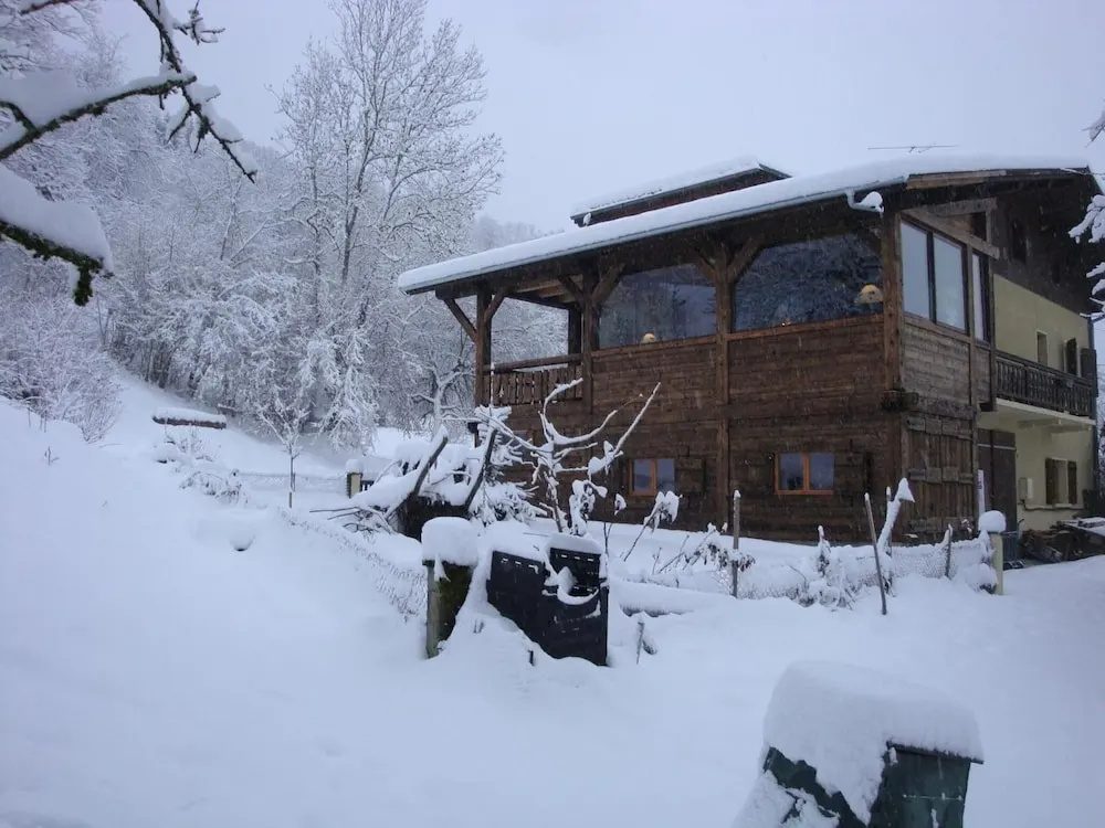 Chambres dHôtes Chalet de la Source