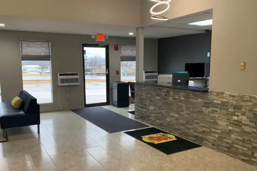 Super 8 by Wyndham Kirksville-University Area