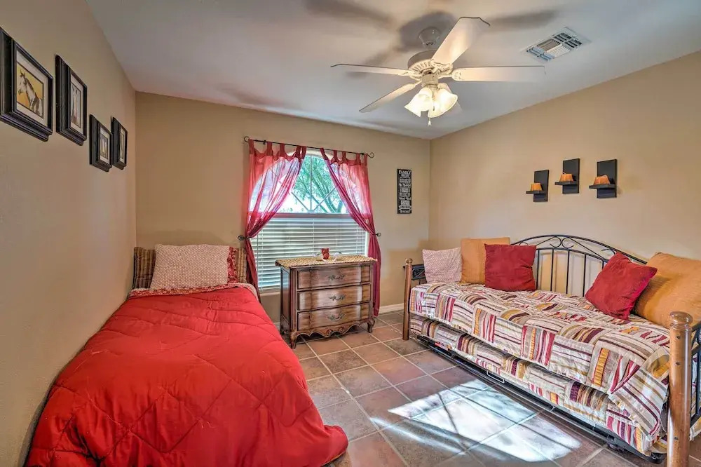 Fort Mohave Family Home w/ Golf Course Views!