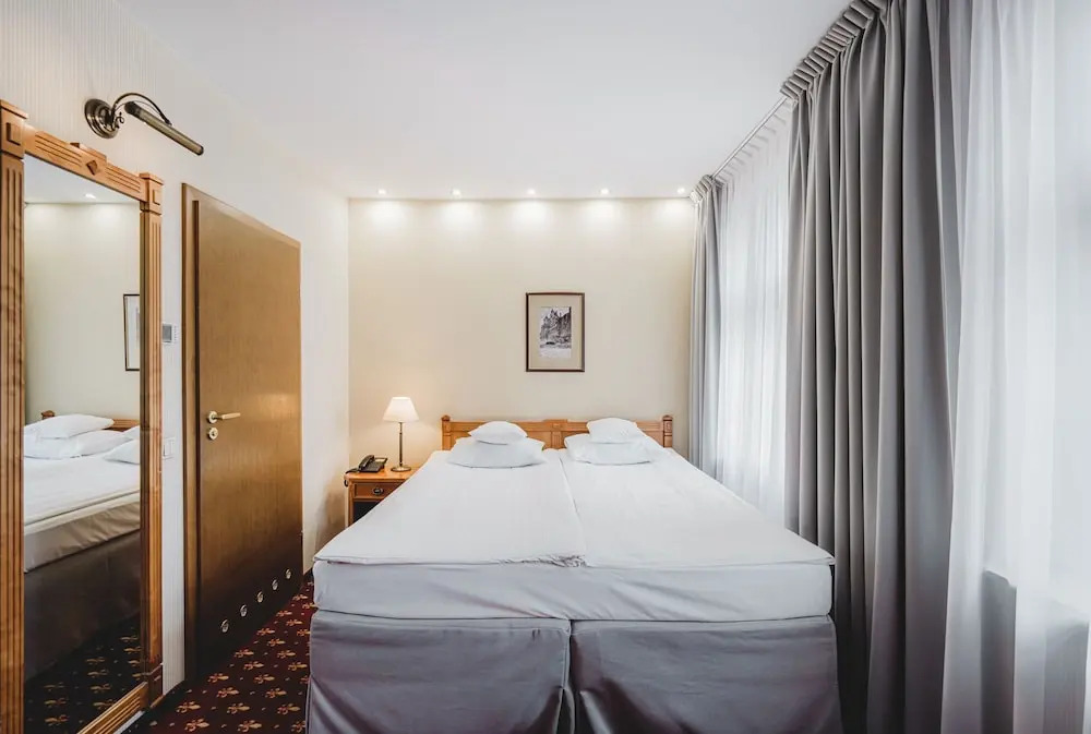 Hotel Solaris