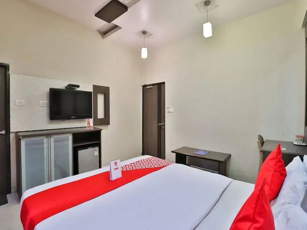 Raajpath Hotel Vadodara
