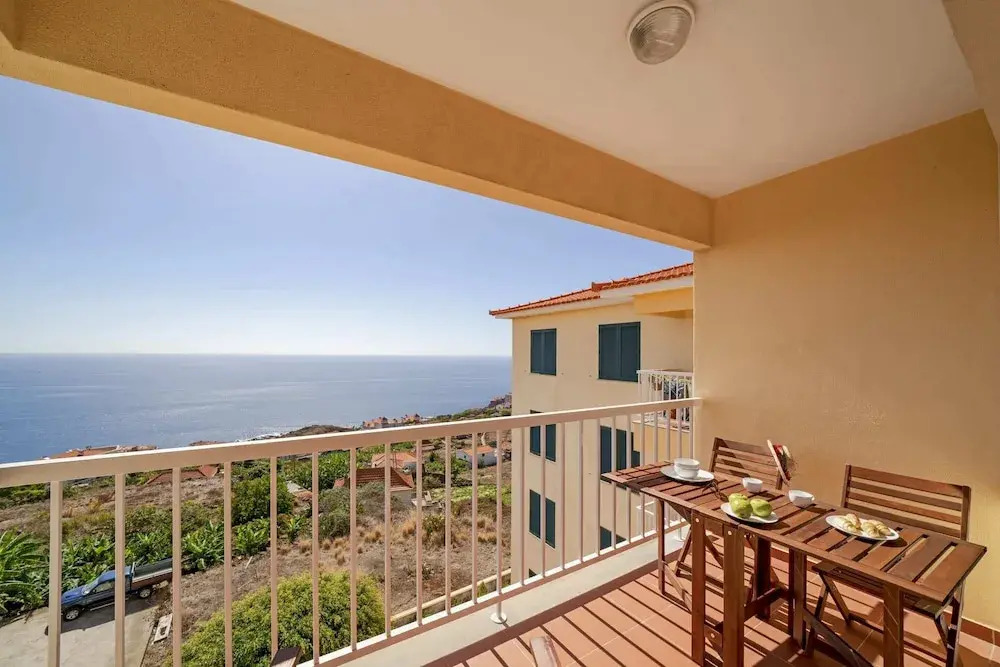 Reis Magos Iii, for Families With sea View