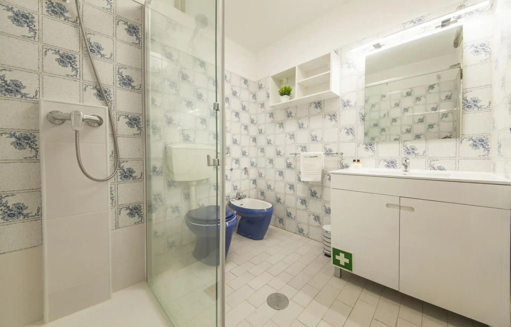 B43 - Spotless Seaview Apartment