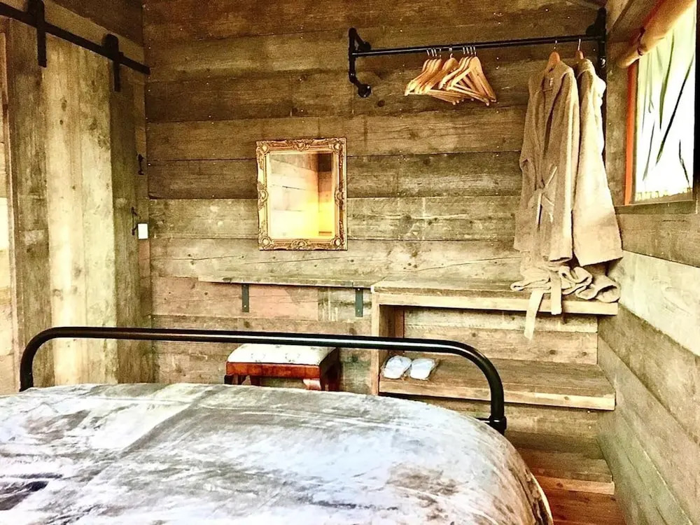 Luxury Safari Lodge-Sleeps 4 6-Deer Park-Dogs Ok