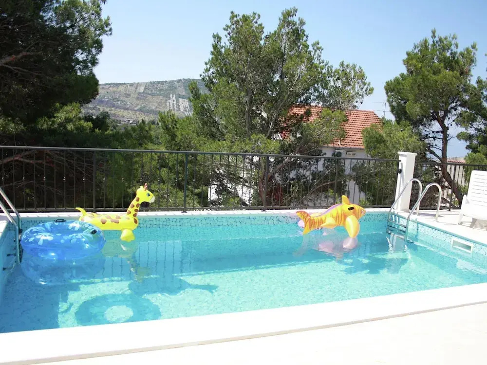 Modernistic Apartment in Primosten With Pool