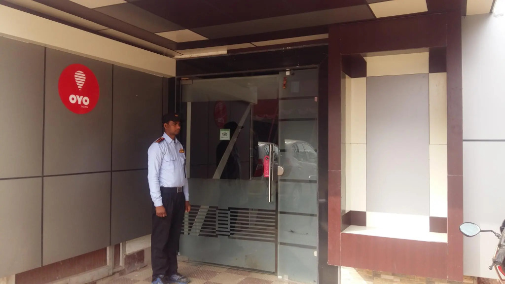 HB INTERNATIONAL (A unit of Hotel Rajkamal)