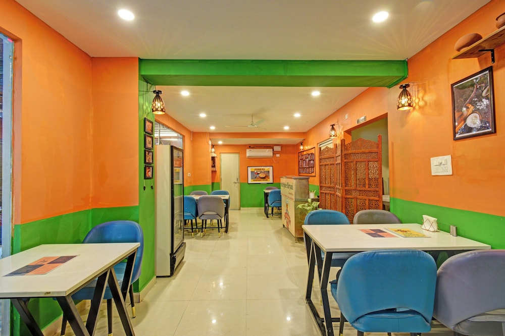 Fabhotel The Cb Grand