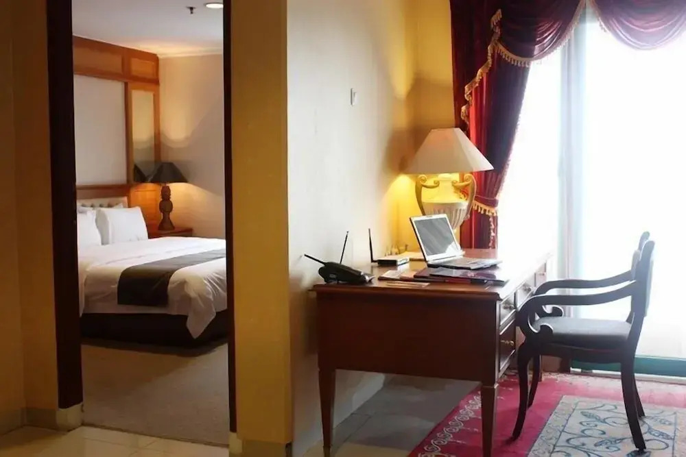 Travellers Suites