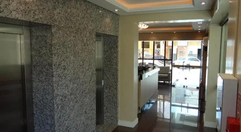 Hotel Almanara