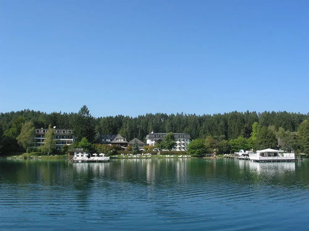 Amerika-Holzer Hotel & Resort
