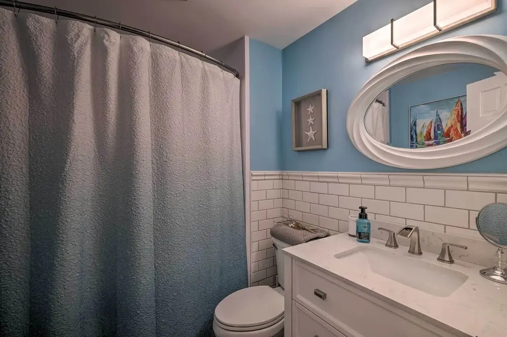 Charming Apt W/patio: Walk to Downtown Albany