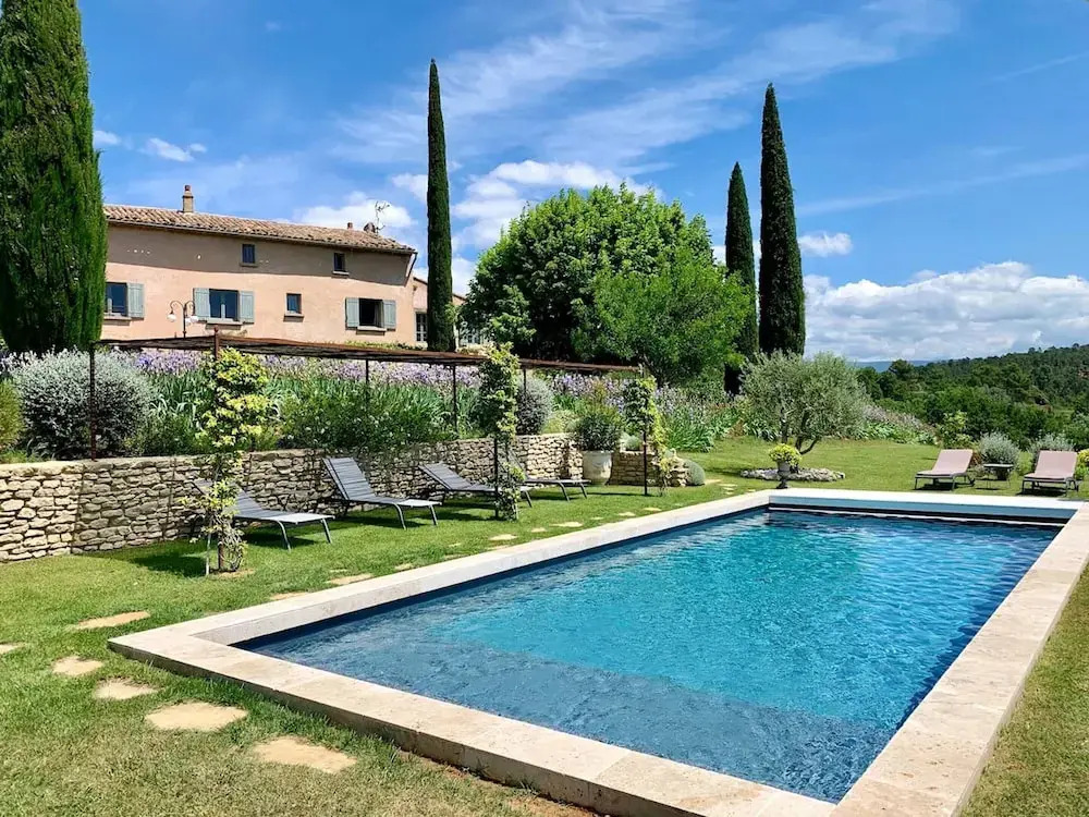 House With 3 Bedrooms in Roussillon, With Wonderful Mountain View, Shared Pool, Enclosed Garden
