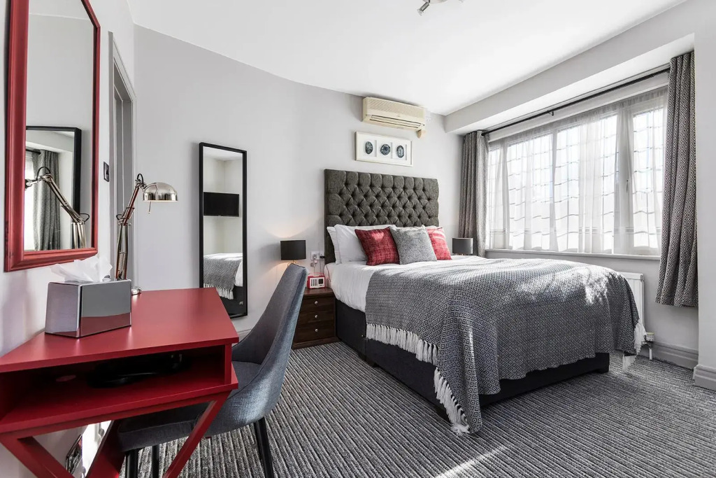 Martel Guest House Free Parking