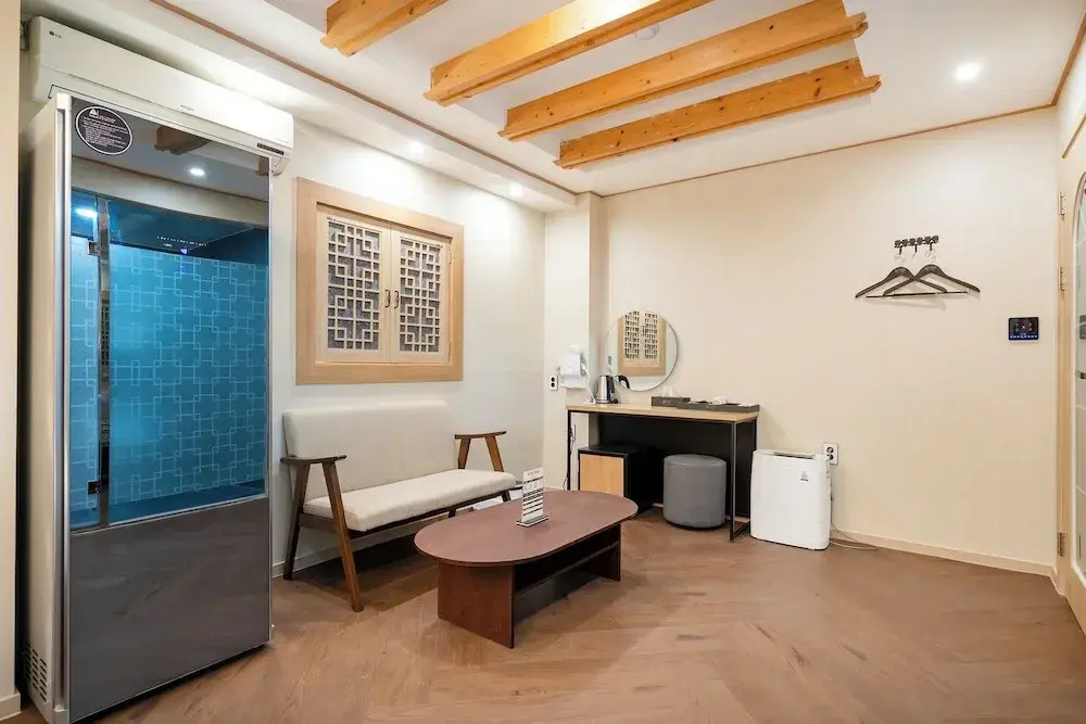Heoandjang Hanok Hotel