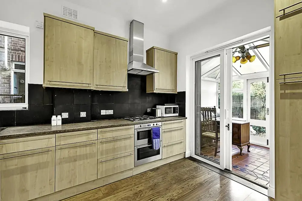 Beautiful One Bed Garden Flat In Parsons Green