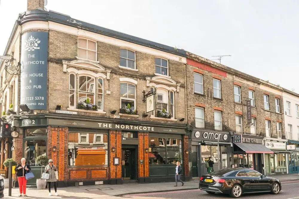 2 Bedroom Flat in Heart of Battersea near Station