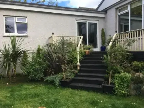 2 Redmoss Walk