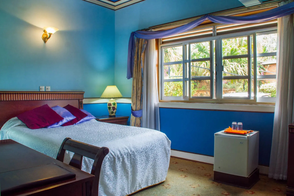 Islet Hotel