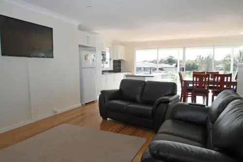 Unbeatable Waterfront Location