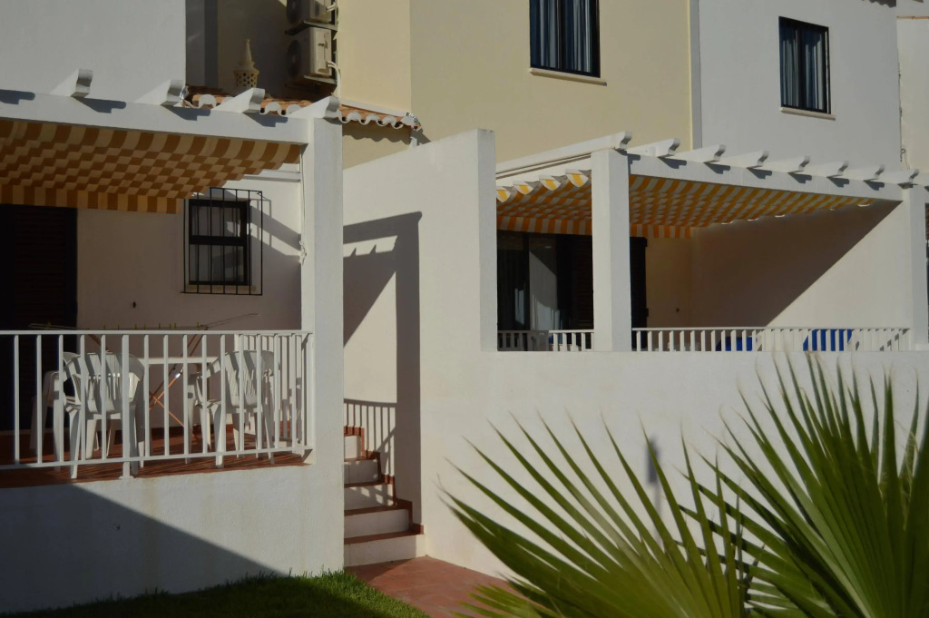 Mouraliz Apartmentos
