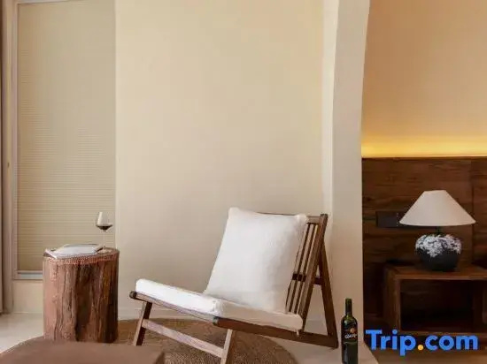 Lijiang In the Painting | Seasonal Flower Garden and Snow Mountain Scenic Resort Homestay