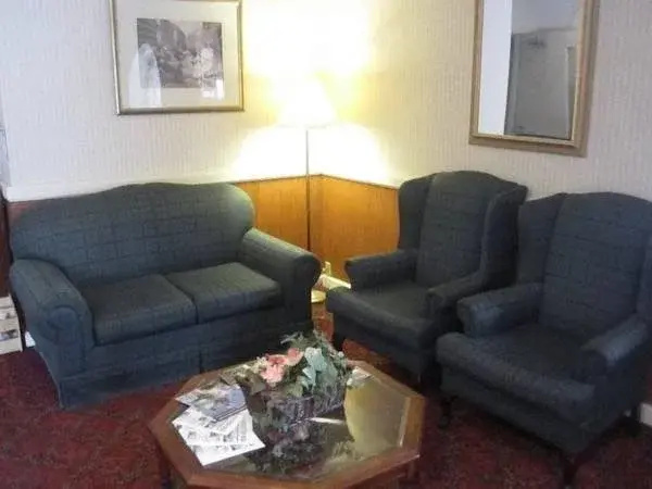 Donato House Hotel