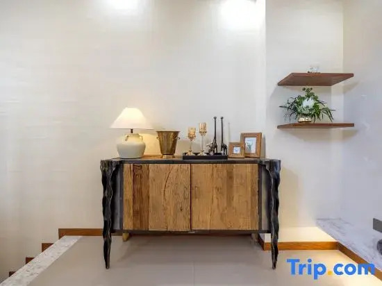 Yining Yishe Yijie Homestay