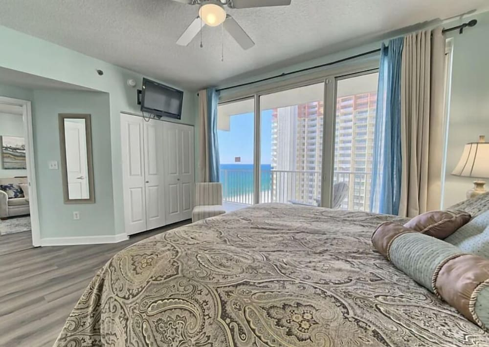 Shores Of Panama 1323 2 Bedroom Condo