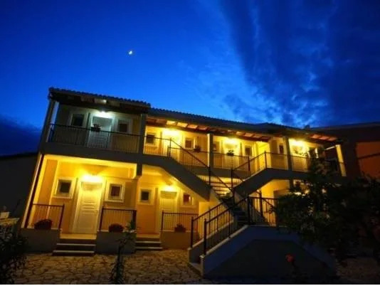 Zefiros Apartments