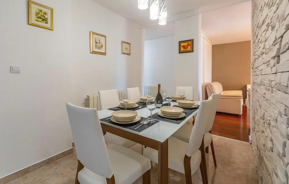 Awesome Apartment in Pula With Wifi and 3 Bedrooms