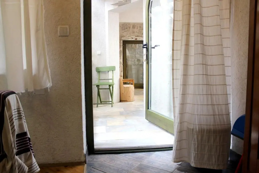 Studio in Betina, With Wonderful City View, Furnished Terrace and Wifi
