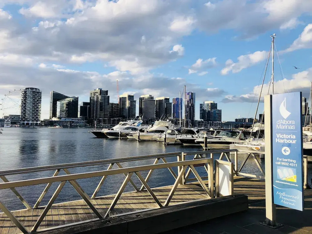 Melbourne CBD Victoria Harbour Short Stay Service Apartments