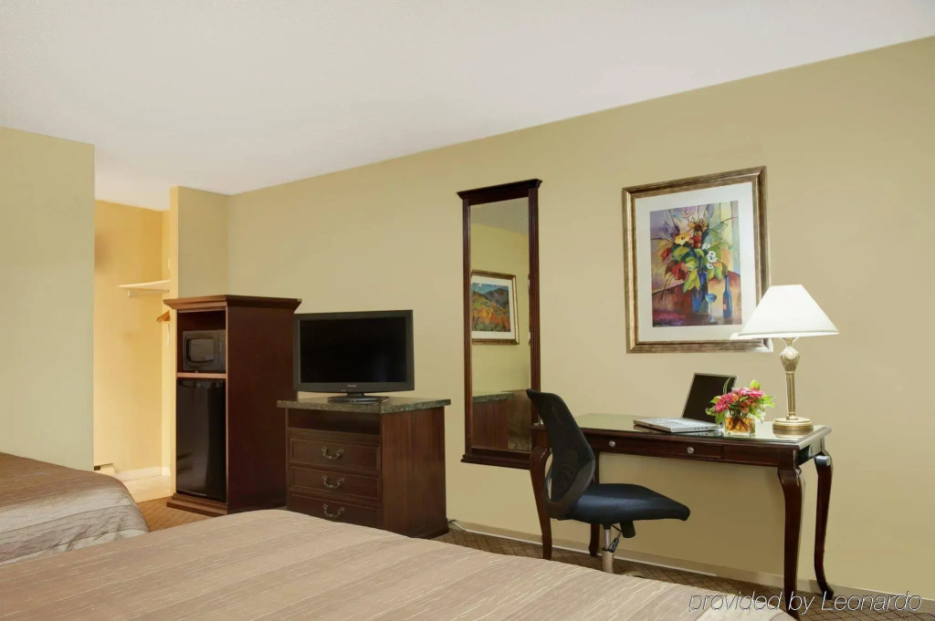 Best Western Bakerview